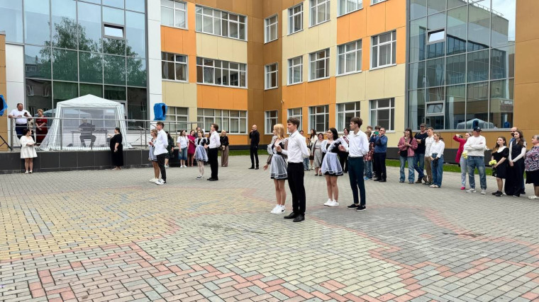 Завершился этап конкурса выпускных танцев!.